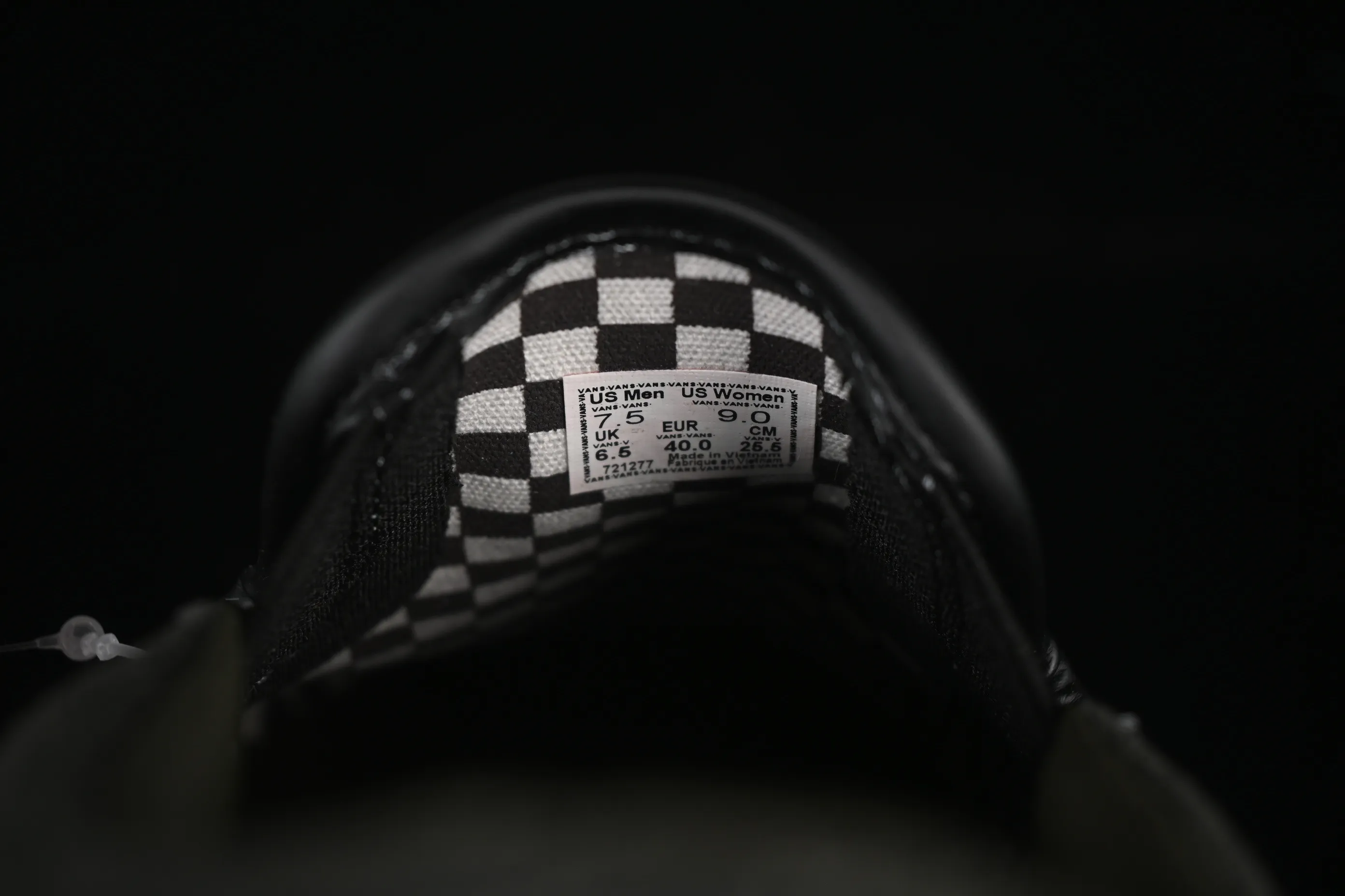 All categories Vans Vans series Vans Low Vans low-top Vainl Archive x Vans Classic Slip-On joint model Vans low-top casual sneakers VN000BVZRUX